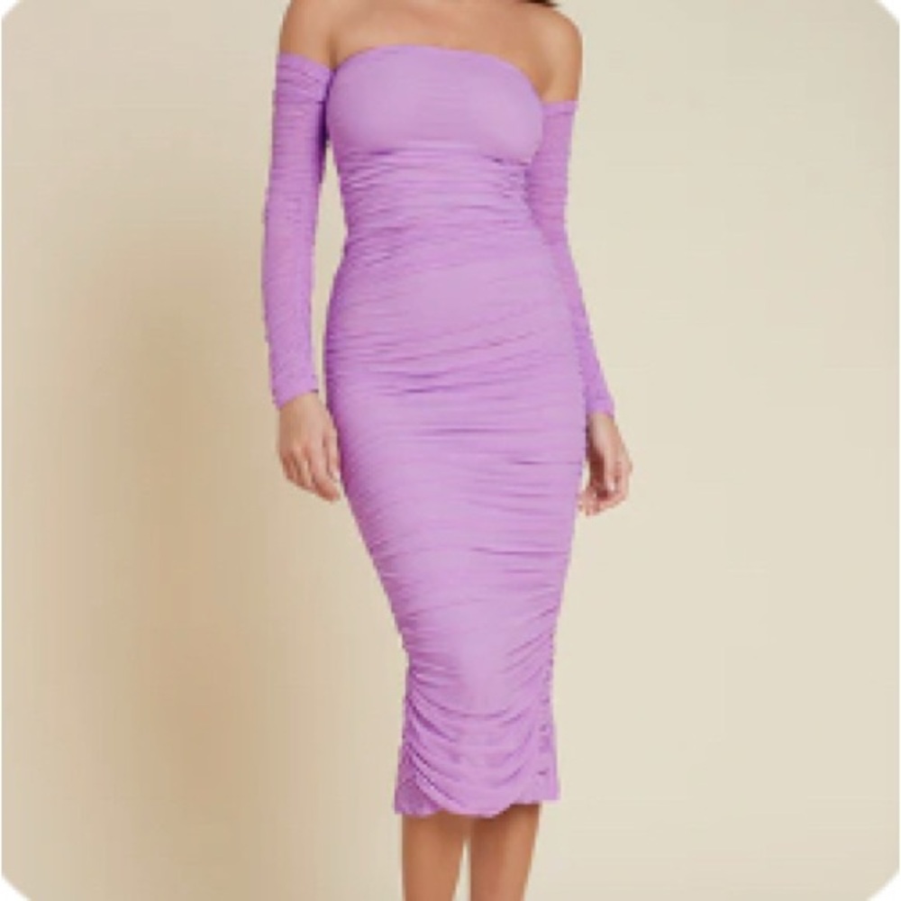 Chic Strapless Lavender Dress